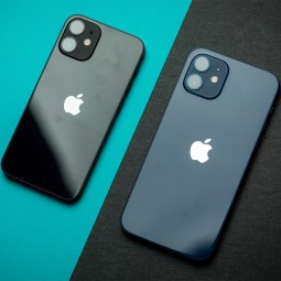 Nếu thích iPhone nhỏ gọn, 2 mẫu iPhone này dành cho bạn.