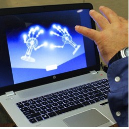 HP Envy 17 bước đột phá mới, điều khiển Laptop bằng chuyển động.