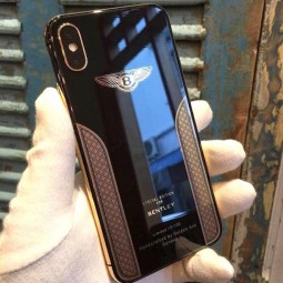 Phiên bản iPhone X Bentley Edition được cho là do công ty Việt chế ra.