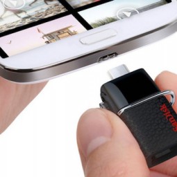 USB OTG giúp mở rộng 128GB bộ nhớ cho smartphone
