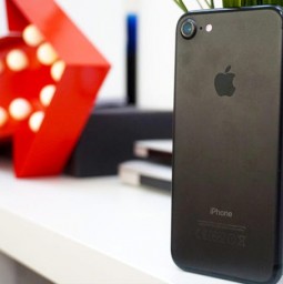 Apple Store đang bán iPhone tân trang với giá giảm đến 5,1 triệu đồng