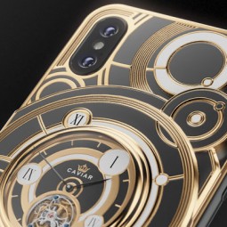 Chiêm ngưỡng iPhone XS Max lắp tourbillon xa xỉ