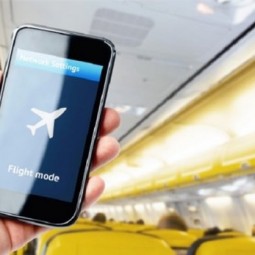Điều gì sẽ xảy ra khi không tắt điện thoại trên chuyến bay?