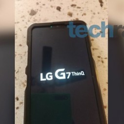 LG G7 ThinQ có màn hình tai thỏ quá đẹp