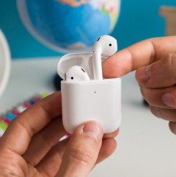 Tai nghe không dây AirPods 3 xuất hiện