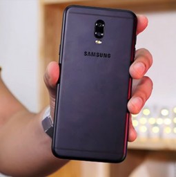 Bộ tứ Galaxy J trình làng tháng này sẽ đi kèm màn hình vô cực