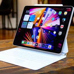 Apple chào bán các sản phẩm "nóng" nhất