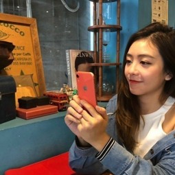 Chọn iPhone SE mới hay mua iPhone XR tân trang