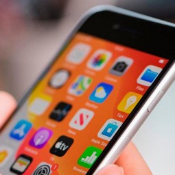 Apple sắp tung iPhone SE với khả năng 5G, mạnh như iPhone 13