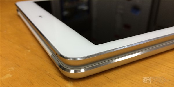 image_1404519417_Biggest_iPad_Air_2_leak_yet_shows_remarkably_thin_design_4