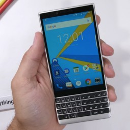 BlackBerry KEY2: Vừa đẹp lại vừa bền