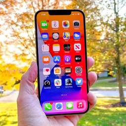 Top những điện thoại tốt nhất nửa đầu 2021, iPhone 12 Pro Max vô địch
