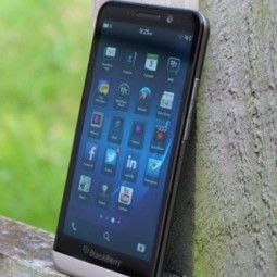 BlackBerry Z30 giảm giá 2 triệu đồng
