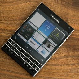 BlackBerry Passport màn hình vuông 4,5 inch, giá 599 USD chính thức xuất hiện