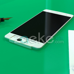 Lộ diện thông số cấu hình và hình ảnh rõ nét Oppo N3