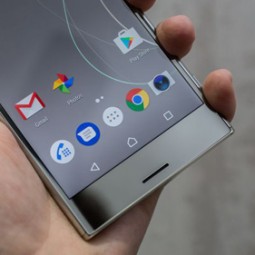 Sony G8541 màn hình 6.2 inch, chạy Android Oreo