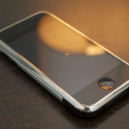 iPhone 8 giá 1.000 USD chưa là gì so với chiếc iPhone này