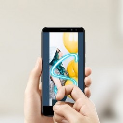 Smartphone Huawei Nova 2i ra mắt thị trường