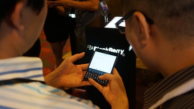 image_1414985942_khong_gian_blackberry_2