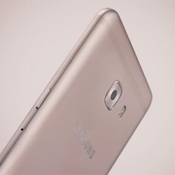 Samsung Galaxy C9 Pro dùng RAM 6GB ra mắt