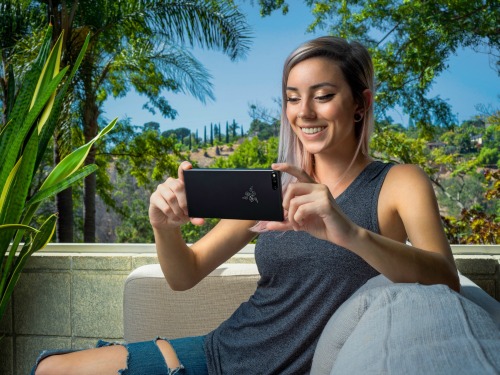 razer_phone_8