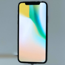 Tuổi thọ pin của iPhone X khá tốt, kéo dài trung bình hơn 1 ngày sử dụng