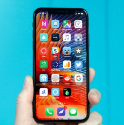 iPhone kế nhiệm vẫn sẽ có phiên bản màn hình LCD