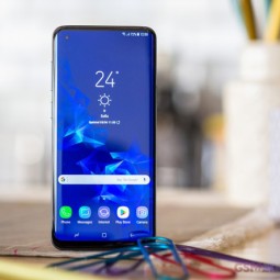 Lộ diện Galaxy S10+ hiệu suất “đè bẹp” Mate 20 Pro