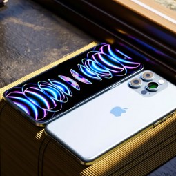 Thiết kế cong cạnh của iPhone 15 Pro xuất hiện